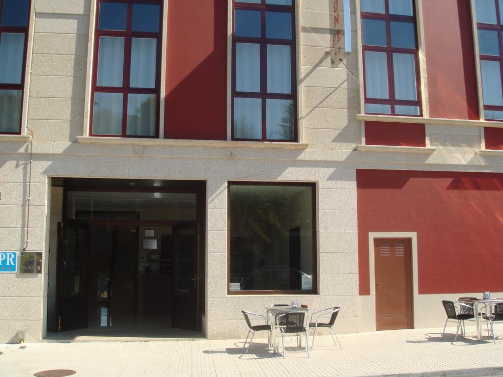 Pension Residencial Platas أو بيدروزو المظهر الخارجي الصورة